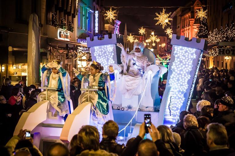 Kerstmarkt Valkenburg 2024 bezoeken? De leukste kerststad van Nederland