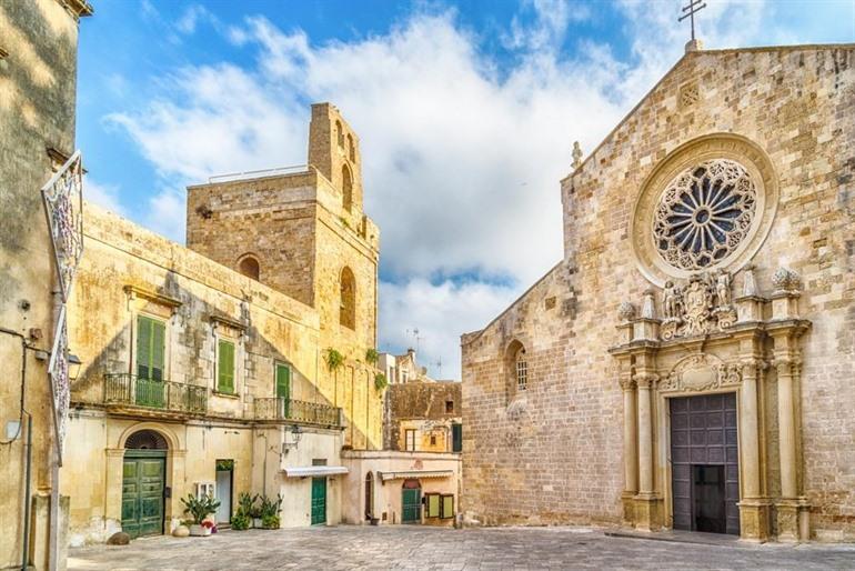 Otranto In Puglia Bezoeken? 7 Tips & Bezienswaardigheden Otranto!