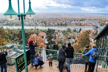 Dresdner Schwebebahn, hangende spoorweg over Dresden