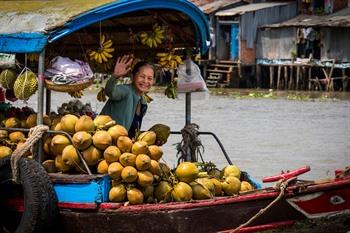 Drijvende marktjes bezoeken op de Mekong River, Zuid-Vietnam