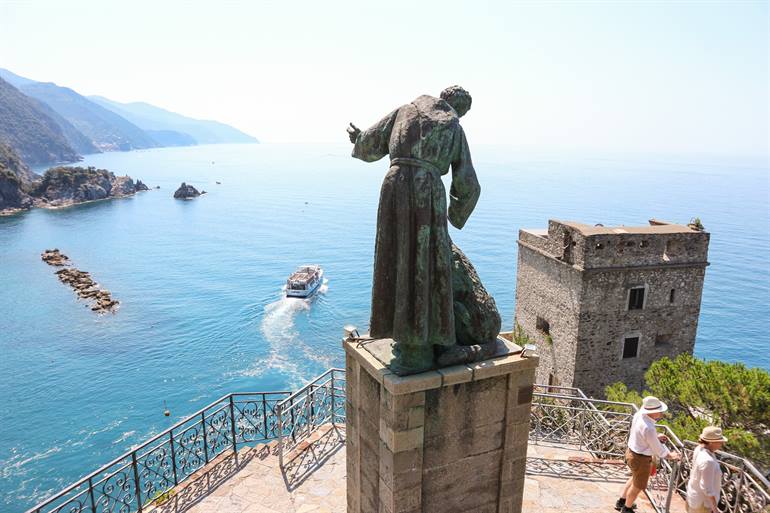 De 5 Cinque Terre Bezoeken? Bezienswaardigheden + Wandelingen