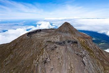 Pico Pequeno op de Mount Pico op het eiland Pico