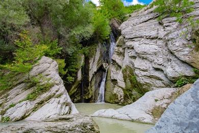 Wandeling naar Bogova-waterval (9 km) in de Osumi vallei